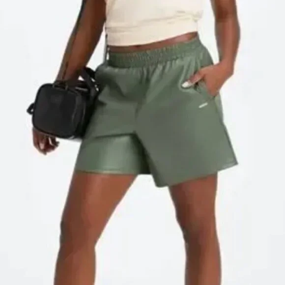 NWT Fabletics Smoke  Green Vegan Leather Shorts Size Medium (M) - Picture 2 of 10